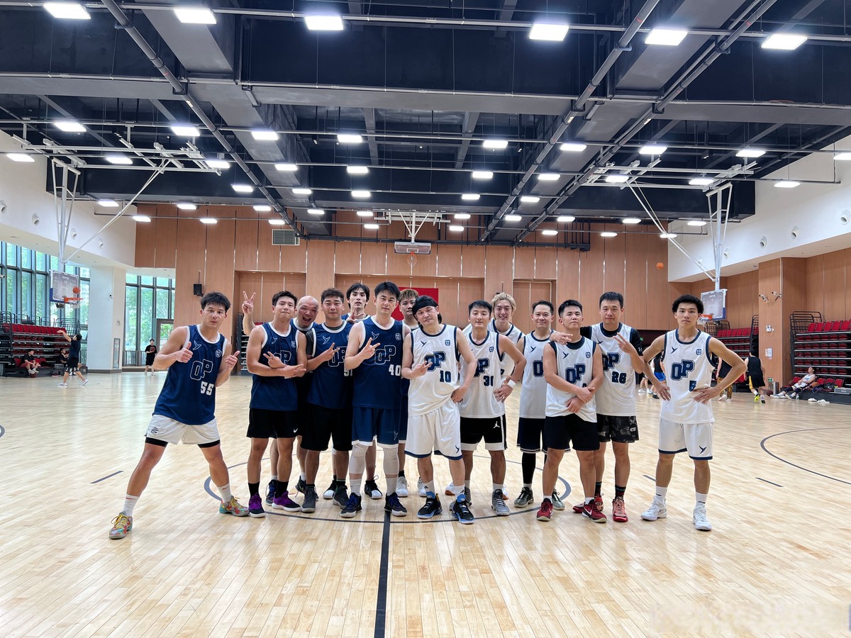 乌鲁木齐天一篮球训练营有几家